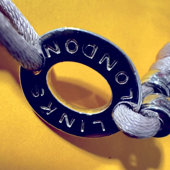 Authentic Links of London pink friendship bracelet - Picture 4 of 6